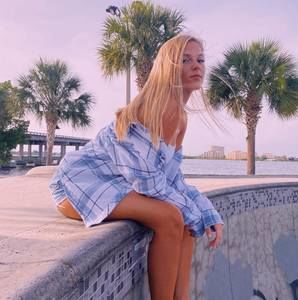 Meet your Posher, Olivia